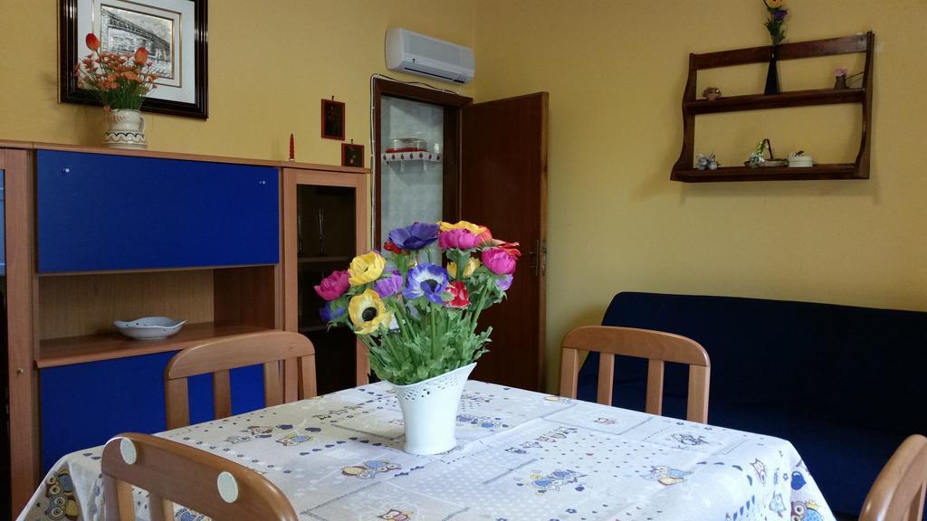 Comeinsicily - Al Teatro Apartment ตาออร์มินา ห้อง รูปภาพ