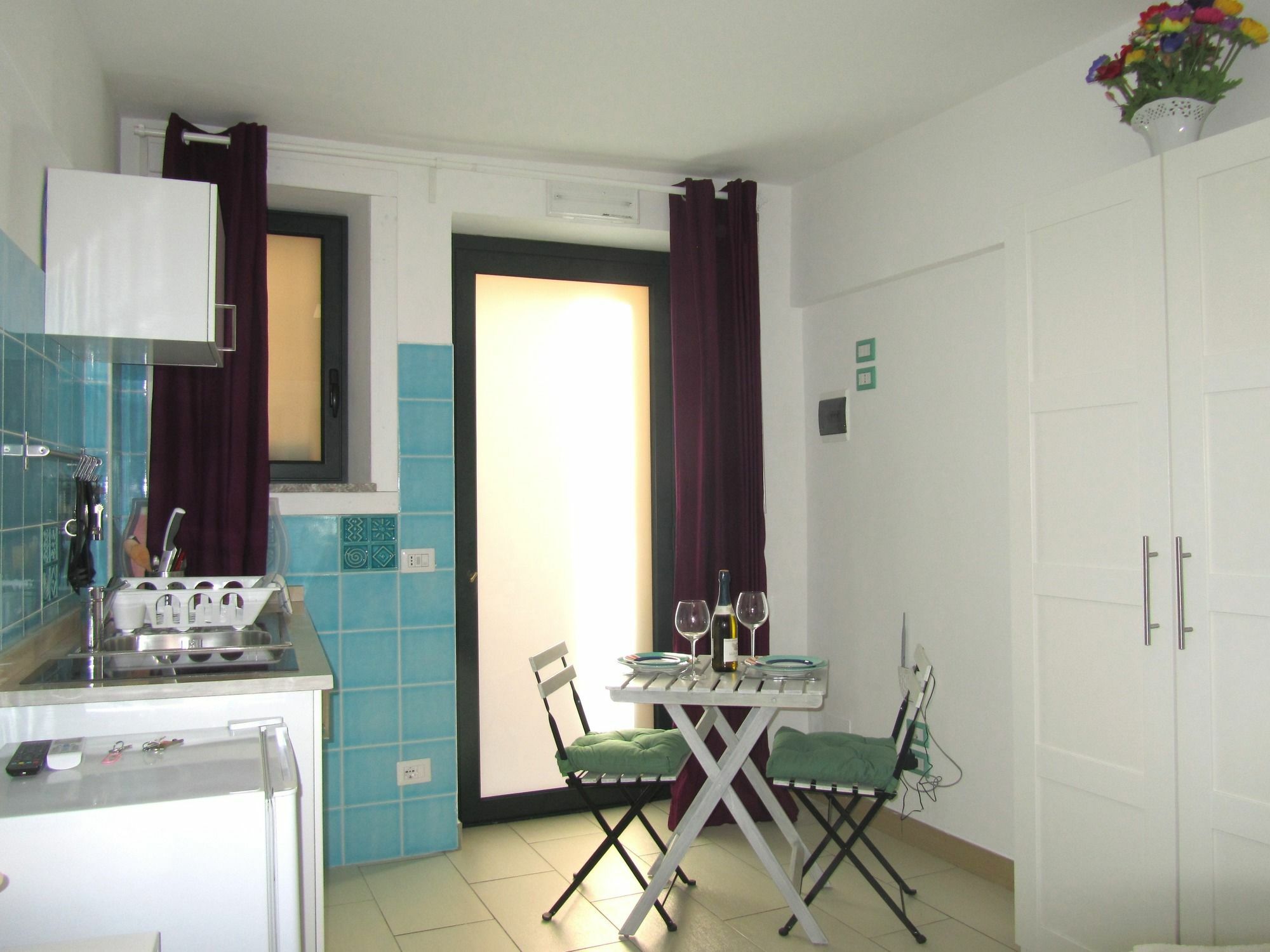 Comeinsicily - Al Teatro Apartment ตาออร์มินา ภายนอก รูปภาพ